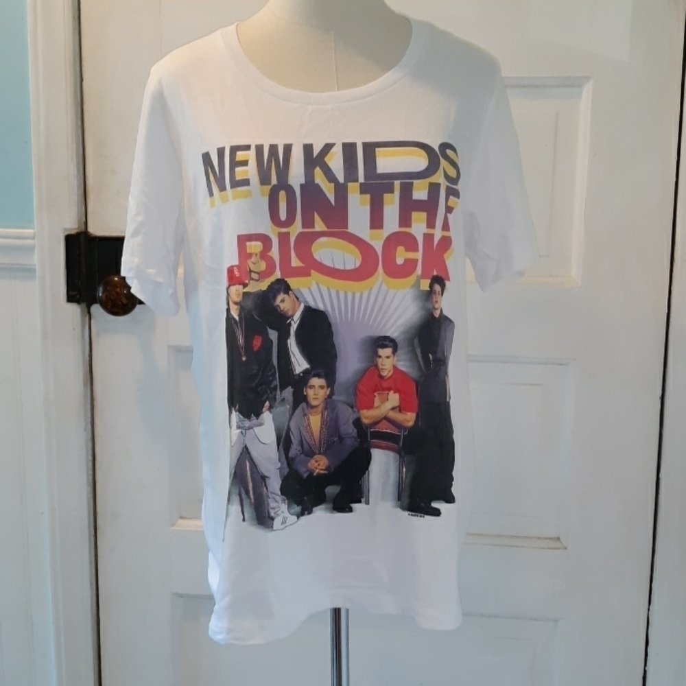 New Kids on the Block white 2015